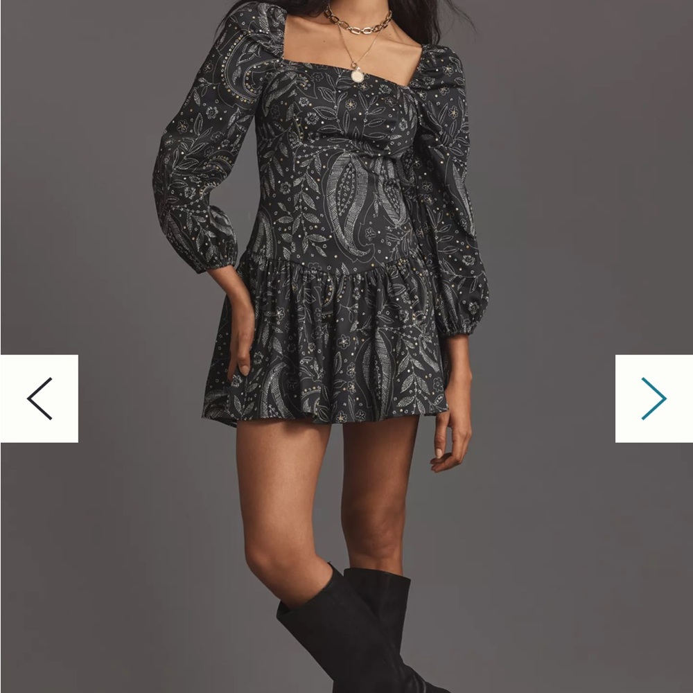 Elegant Black Patterned Dress